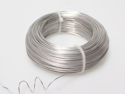 經常有粉絲問，你們只是做實心棒材嗎？