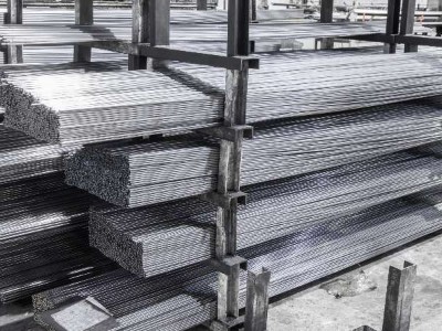 為什么要控制碳素鋼中的硫、磷含量,而在易切削鋼中又要提高